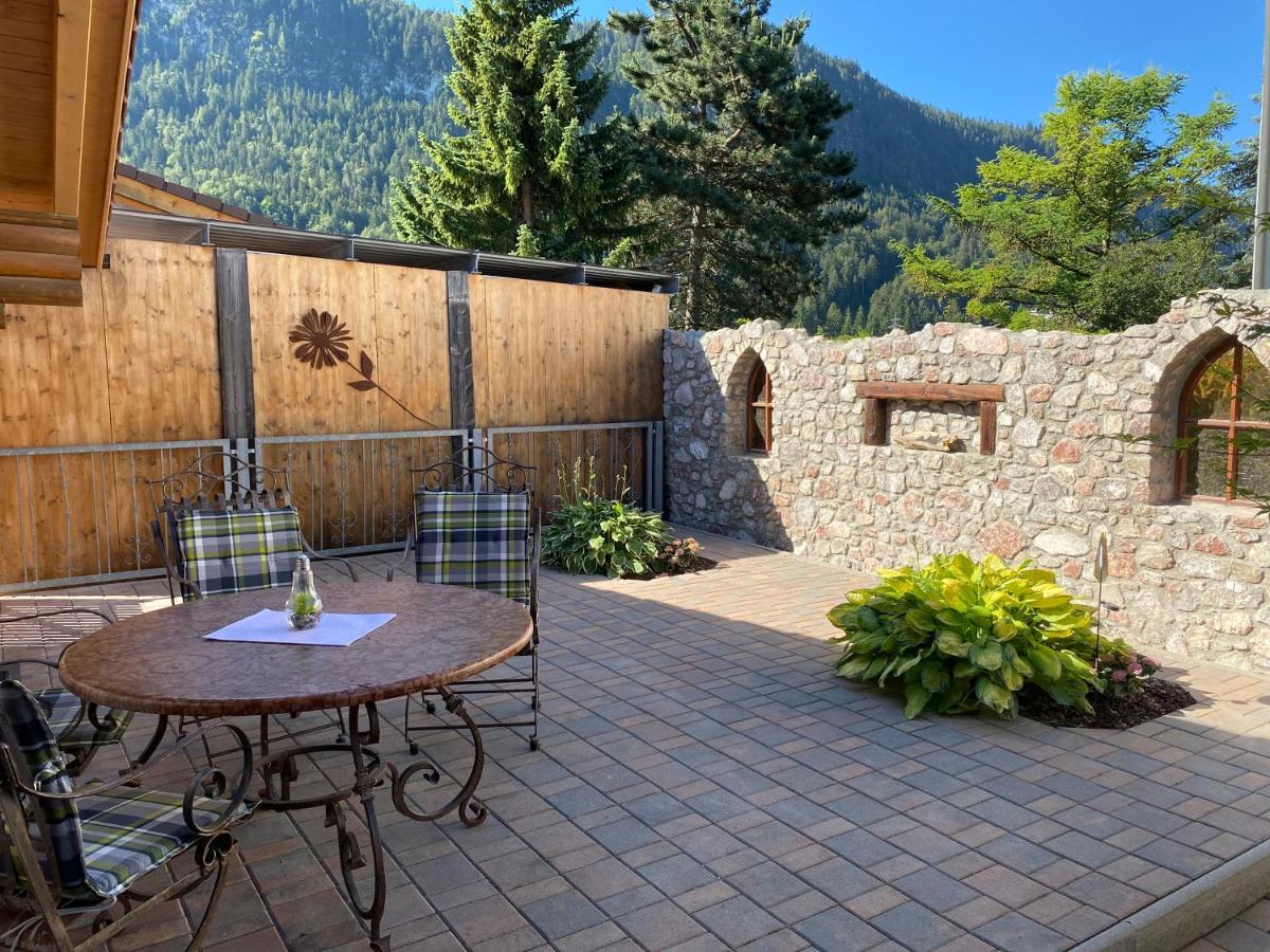 Burgchalet Reutte Exterior photo